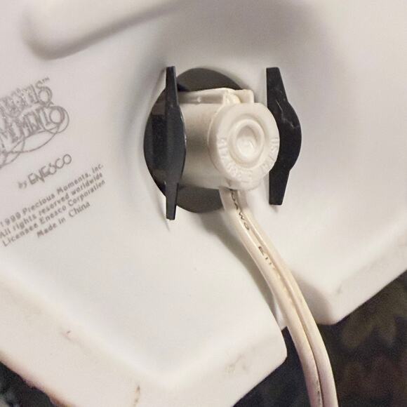 Precious Moments Friendship Hits The Spot Gazebo Nightlight 1999 Cottagecore - Picture 9 of 9